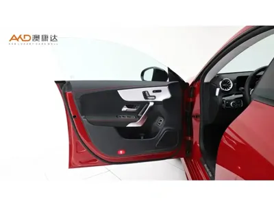 Mercedes-Benz CLA (Import)