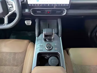Jetour Traveller