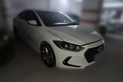 Hyundai Elantra (6th Generation