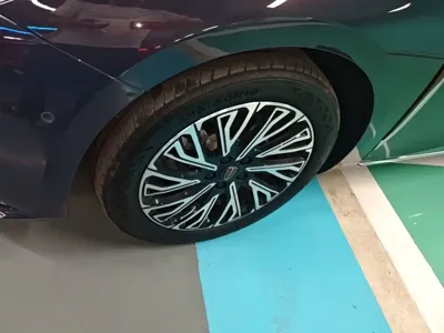 Hongqi Hongqi H5