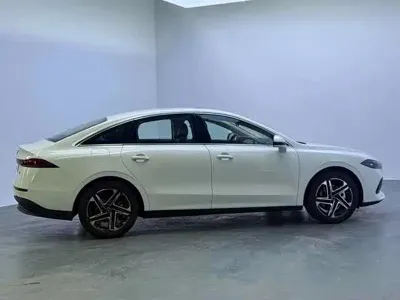 Roewe D7