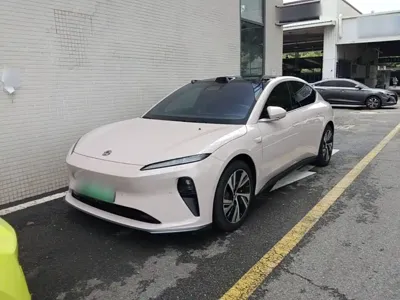 Nio ET5