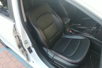 Hyundai Elantra (6th Generation