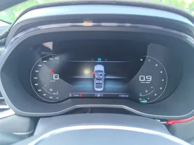 Roewe i5