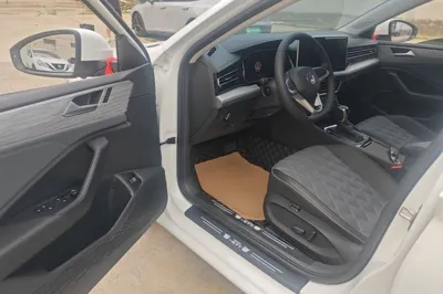 Volkswagen Sagitar