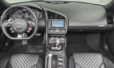 Audi R8