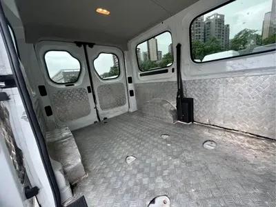 大通 V90