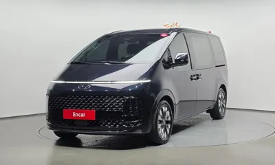Hyundai Staria