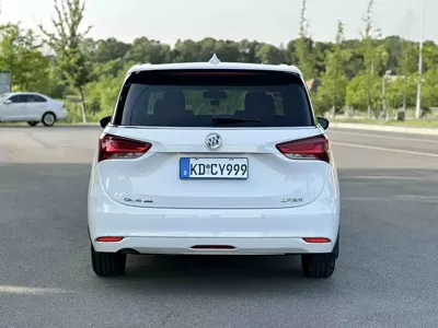 Buick GL6