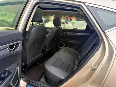 Geely Emgrand GS