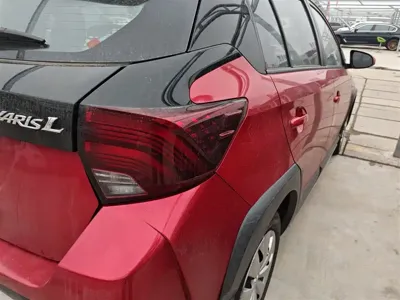 Toyota Yaris L