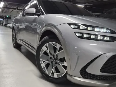 Genesis GV60