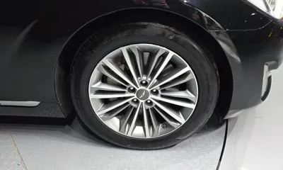 Genesis EQ900