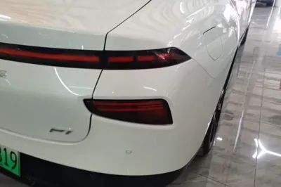 Xpeng P7