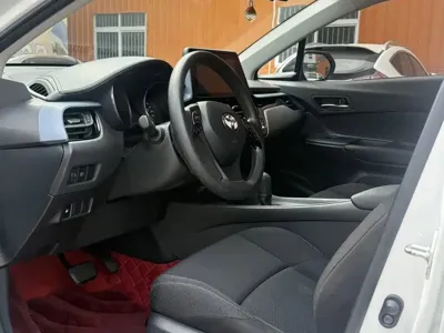 Toyota Izoa