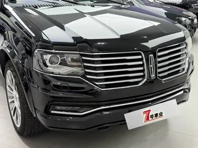 Lincoln Navigator