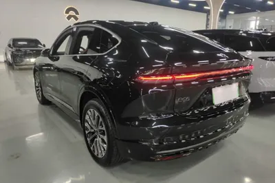 Nio EC6