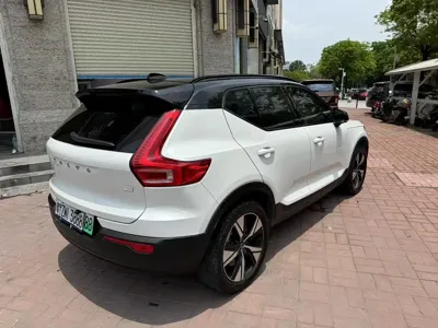 Volvo XC40 NEV