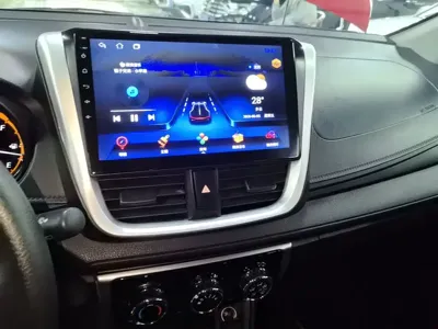 Toyota Yaris L