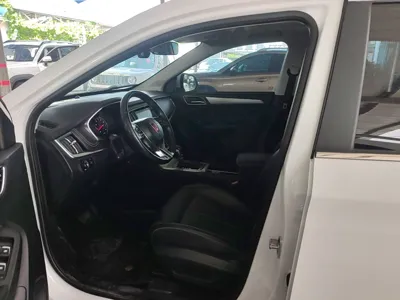 Roewe RX5