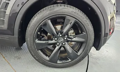 Infiniti QX70