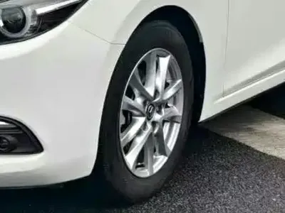 Mazda 3 Axela
