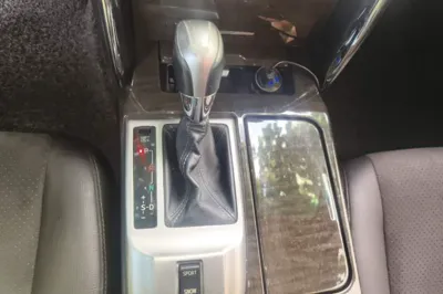 Toyota Reiz