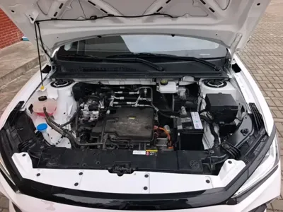 BYD e2