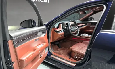 Genesis G90
