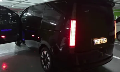 Hyundai Staria