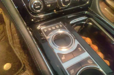Jaguar XJ