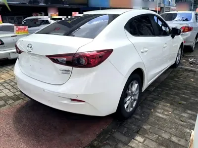 Mazda 3 Axela