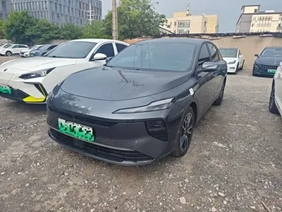 Roewe 荣威D6