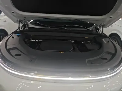 Li Auto Li L7