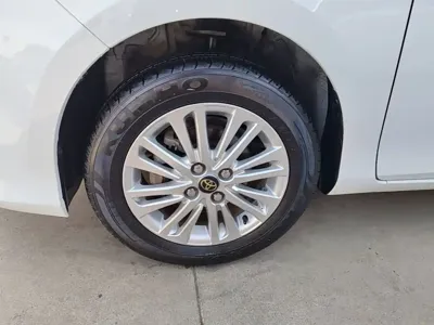 Toyota Yaris L