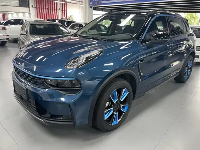 Lynk & Co 01