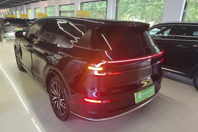 CHANGAN NEVO Q07
