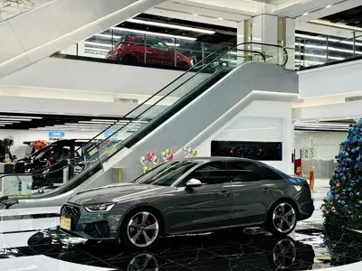Audi S4