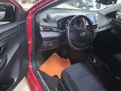 Toyota Yaris L