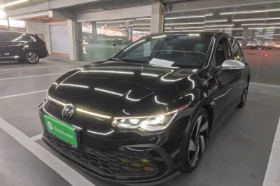 Volkswagen Golf GTI