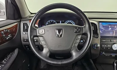 Hyundai Equus
