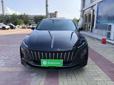 Hongqi Hongqi E-QM5