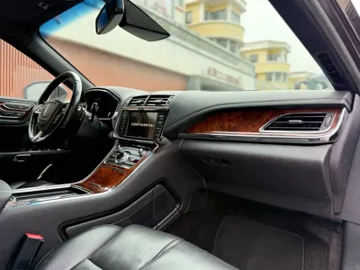 Lincoln Continental