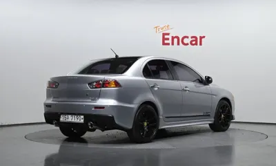 Mitsubishi Lancer
