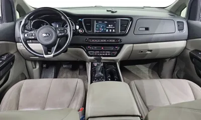 Kia Canival