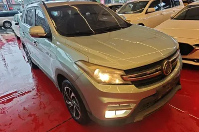 Dongfeng Fengon S560