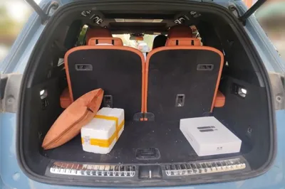 Li Auto L8