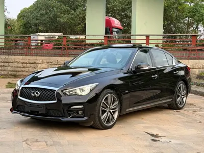 Infiniti Q50L