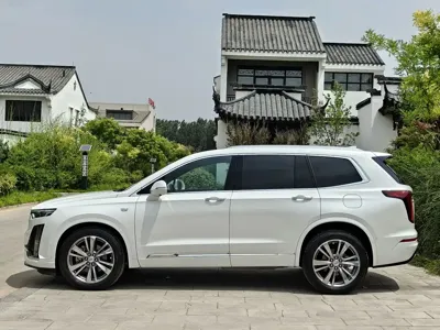 Cadillac XT6