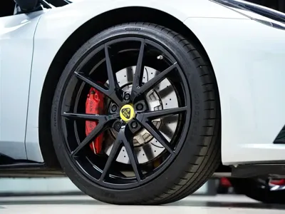 Lotus Emira